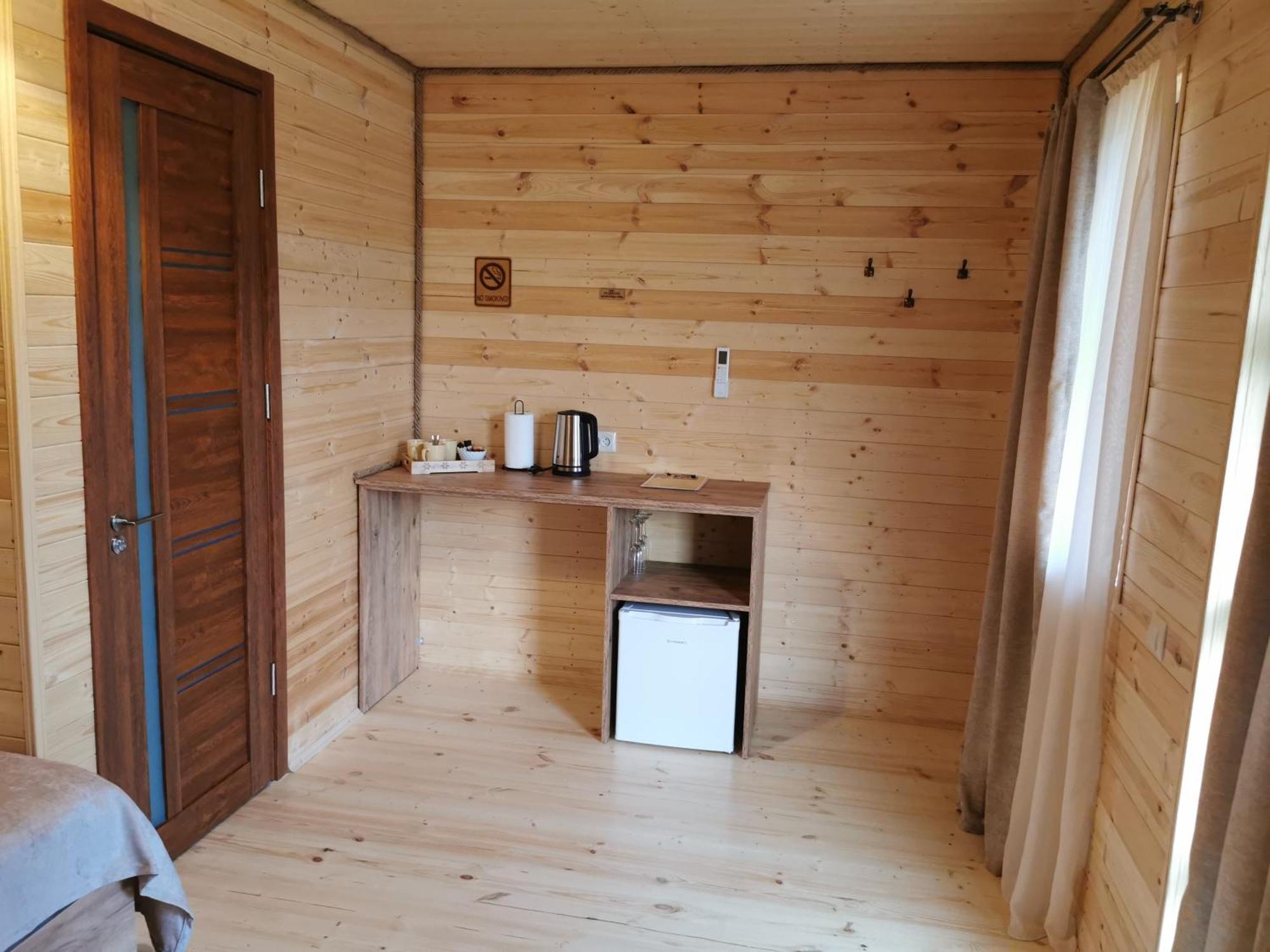 Chateau Ateni Cottages Гори Екстериор снимка
